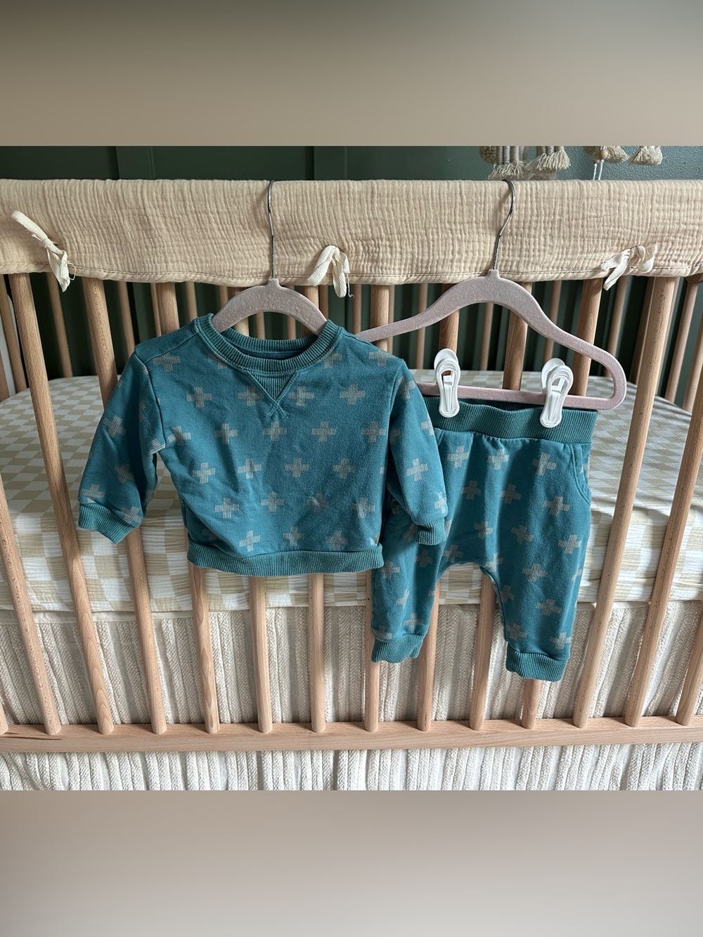 cloud island Teal Crewneck Sweatshirt with Matching Pants 3-6 mo
